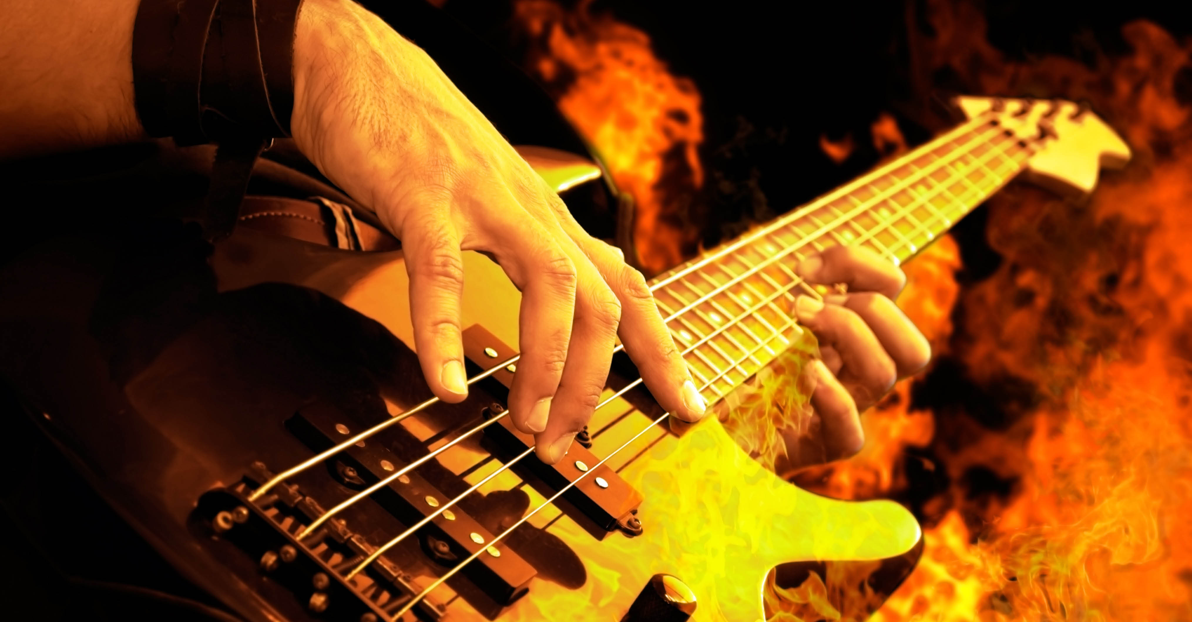 Басс руки. Гитара. Рок гитара. Бас гитара в огне. Электрогитара в огне.