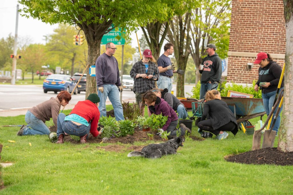 volunteer-patchogue-chamber-of-commerce-smaller volunteer-patchogue-chamber-of-commerce-smaller