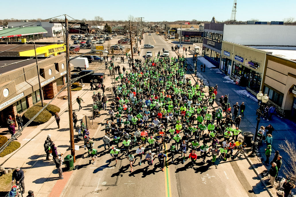 patchogue-chamber-of-commerce-parade2